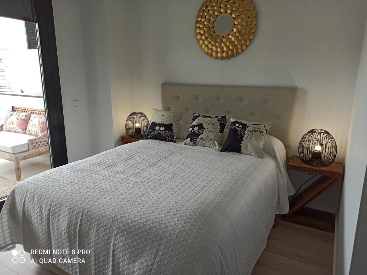 Teatinos Suite Málaga Eksteriør bilde
