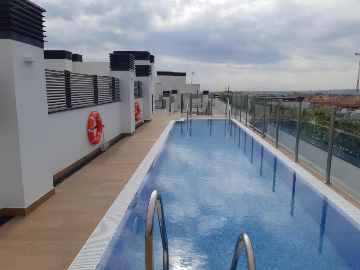 Teatinos Suite Málaga Eksteriør bilde