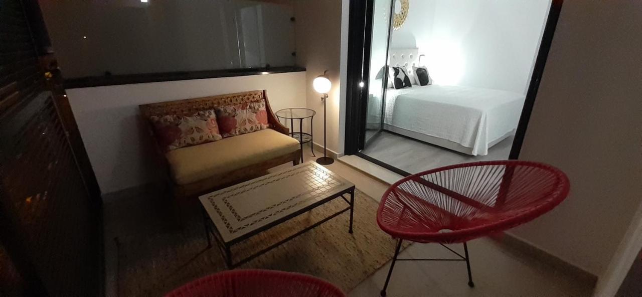 Teatinos Suite Málaga Eksteriør bilde